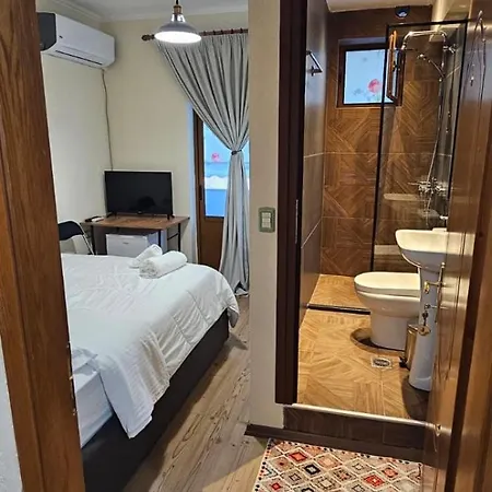 Hotel Sofra 2*